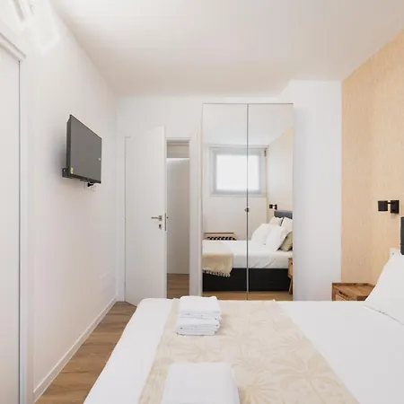 Easylife - Dimora Di Lusso A In Zona Colonne Διαμέρισμα *