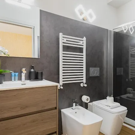Διαμέρισμα Easylife - Dimora Di Lusso A In Zona Colonne