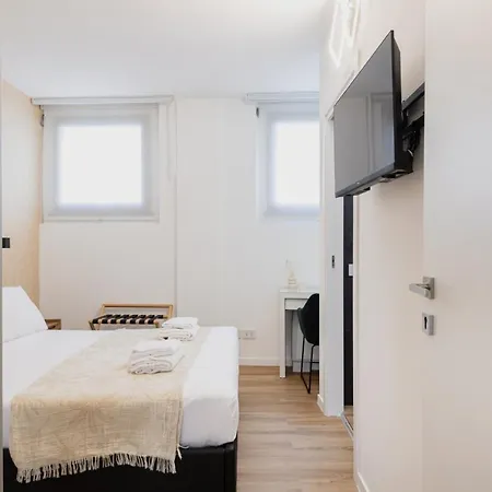 Διαμέρισμα Easylife - Dimora Di Lusso A In Zona Colonne