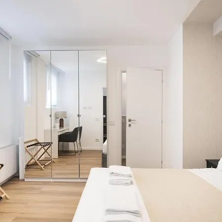 Διαμέρισμα Easylife - Dimora Di Lusso A In Zona Colonne *